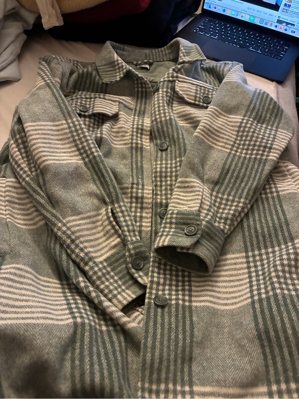 💕Closet Clean Out💕 - Picture 6 of 7